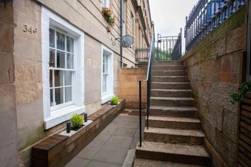 Beautiful 2 Bed Flat with a Private Terrace, Glasgow (Foto 4)