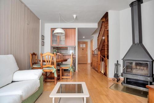 Argualas - Triplex con piscina - By CARDI Suites, Panticosa (fotografie 10)