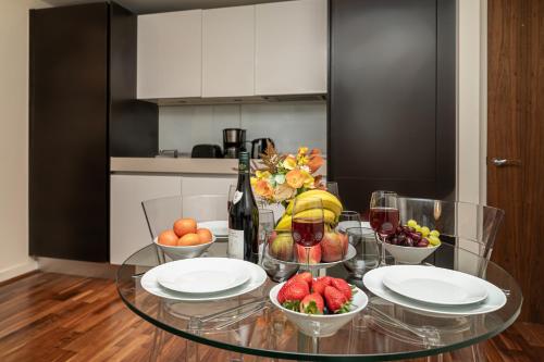 Stay Barbican - image 4