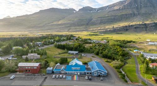Exterior view, Bjalki Cabin Lodge in Breiddalsvik