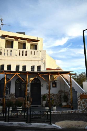 THE HOUSE ON THE ROCK - Kos