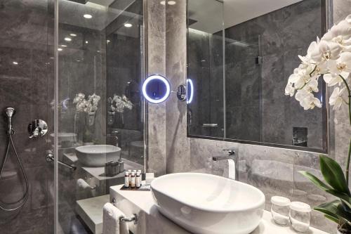 Electra Metropolis - image 6