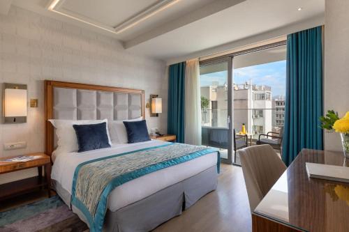 room detail thumbnail 0