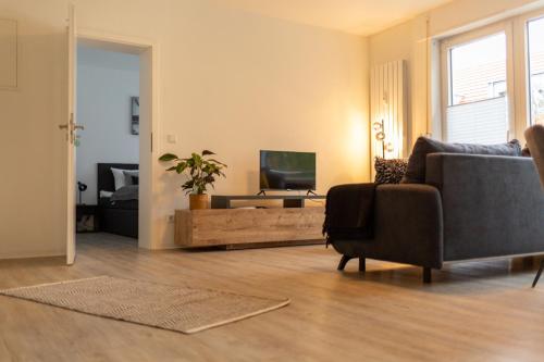 BEST STAY CityAppartment Hünfeld- SmartTV FreeWlan Balkon, in wenigen Minuten am Bahnhof, Innenstadt und doch ruhig gelegen - ideal für Paare oder Geschäftsreisen in Hünfeld, Deutschland