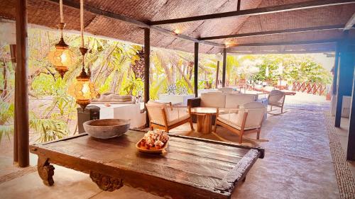 Restaurant, Isla Unica- Islas del Rosario in Rosario Islands
