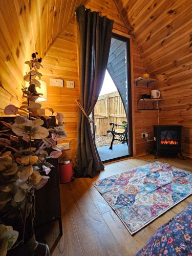 The Laurels - Wood Fired Hot Tub and Firepit in Stalmine
