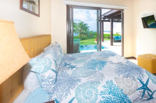 Pristine Bay Beach Home 104 in Pristine Bay