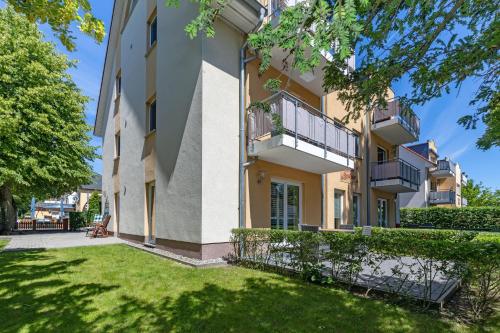 Apartment with Balcony image 10
