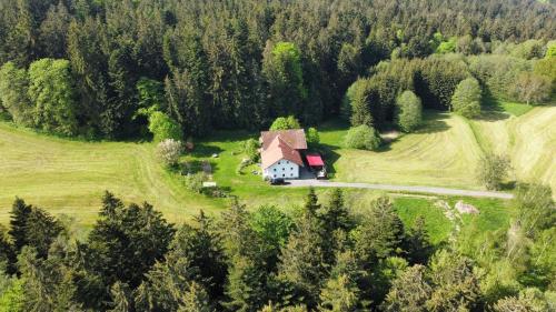 Viesnīcas āriene, Ferienhaus Ramersdorf in Kollnburg