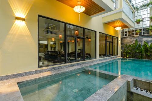 Dubai Villa Boutique Hotel Hoi An - 수영장