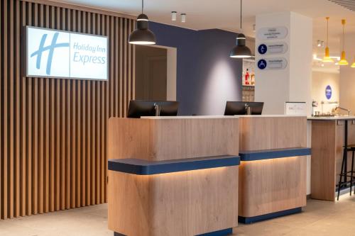 Vestíbulo, Holiday Inn Express & Suites Gent By IHG in Suburbs