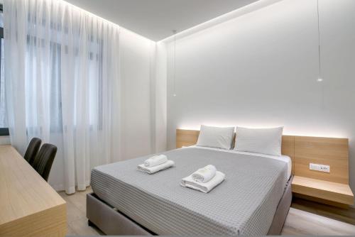 Porto Pireo by SuperHost365 Leosthenous Room Type - Deluxe Apartment