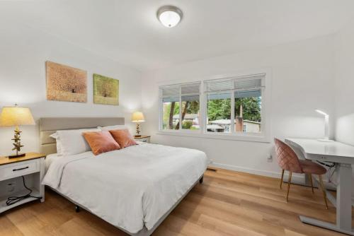 Parkside Escape Oasis in Bellevue fully fenced