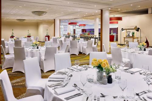 Courtyard by Marriott Duesseldorf Hafen - main image