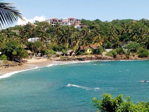 Double Room with Sea View image 1