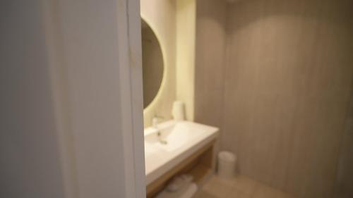 金色郁金香塔杰苏尔坦度假村