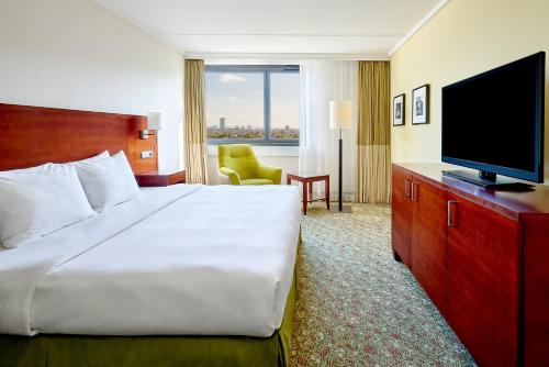 Courtyard by Marriott Düsseldorf Seestern - image 10