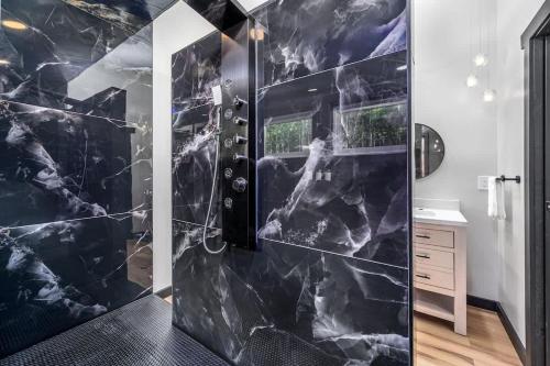 Elevate Treehouses - Book all 4 treehouses