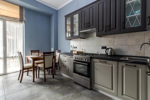 Two-Bedroom Apartment image 6