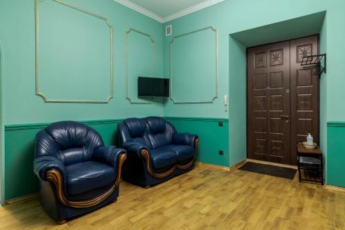 Two-Bedroom Apartment image 4