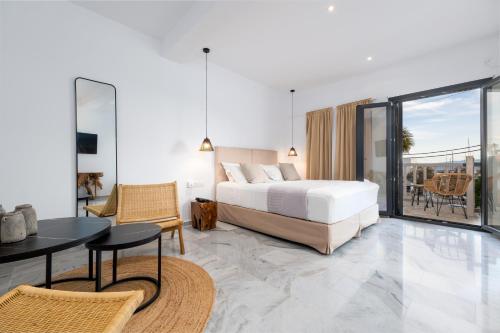 Cavo Piso Livadi in Paros Island