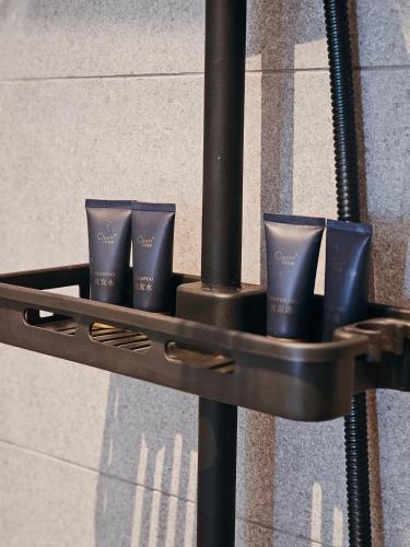 The Palm Suite at Lava Mansion