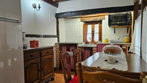 Konyha, Casa San Vicente del Monte in Valdaliga