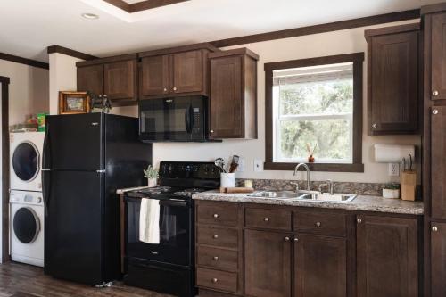 Cabin Tiny Home Close to Austin in Dripping Springs, USA