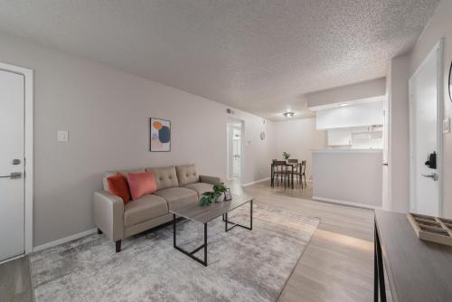 The Landry 214 Spacious And Cozy 1 Bedroom 1bth in Arlington, USA