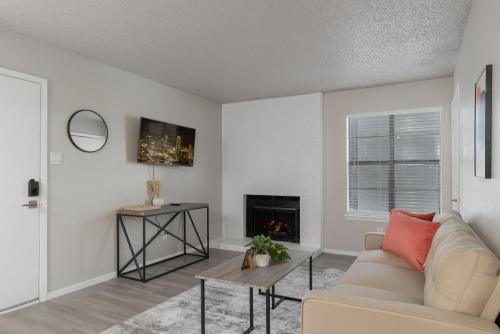The Landry 214 Spacious And Cozy 1 Bedroom 1bth in Arlington, USA
