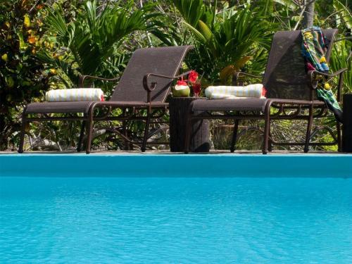 61395903 Firefly Estate Bequia