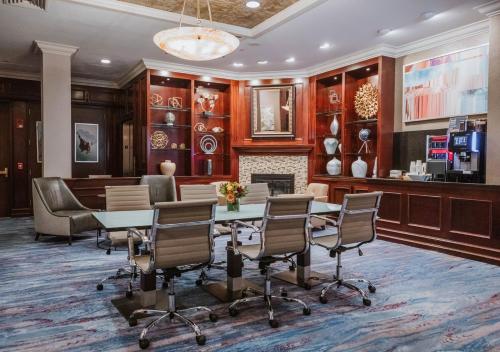 會議室/宴會廳, Club Quarters Hotel Faneuil Hall, Boston in 波士頓市中心