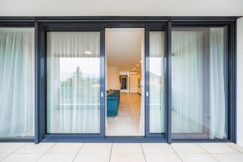 Lion PARKK Apartments in คนินิชคี