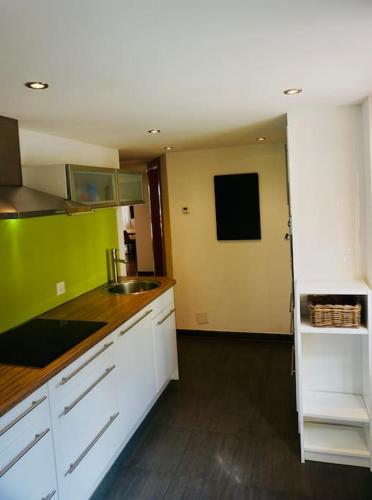 Central Local Flat, Zermatt (photo 5)