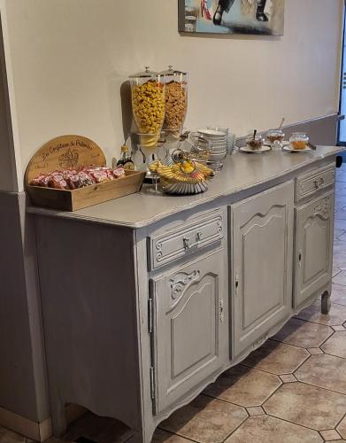 อาหารและเครื่องดื่ม, Le Relax in เปริเกอ