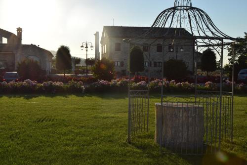  Postiglione Country House in Cingoli