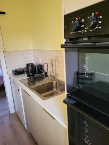 廚房, Beech Lodge,Garden Apartment in 浮爾奇斯米斯