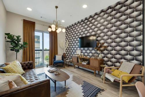 Johnny Cash on Main - 1 mile to DTNash - LUX