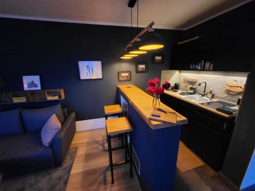 virtuve, Sauna, Terrasse, Fernblick & Design - modern-gemütliche FeWo am Aremberg (Sauna, Terrasse, Fernblick & Design - modern-gemutliche FeWo am Aremberg) in Aremberga