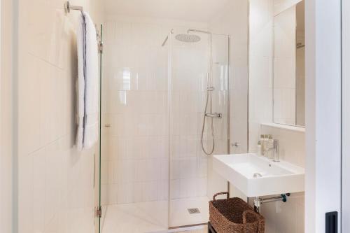 Two-Bedroom Apartment with Terrace image 1