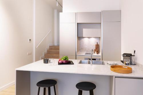 Two-Bedroom Apartment with Terrace image 8