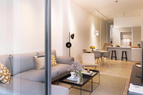 Two-Bedroom Apartment with Terrace image 9