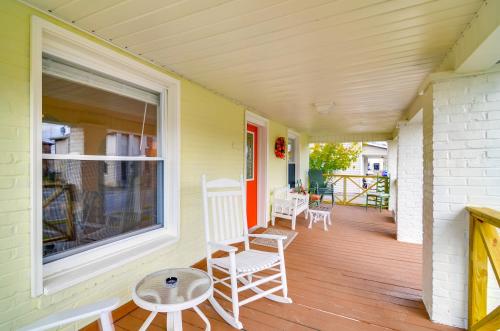 1 Mi to KFC Museum Corbin Getaway! in Corbin (KY)