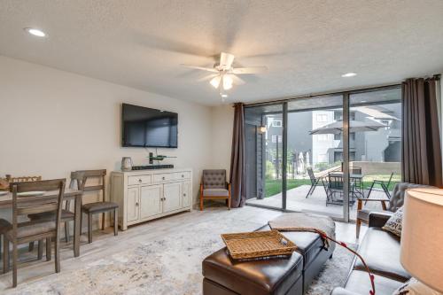 Lake Conroe Condo Patio and Water Views in Montgomery, USA