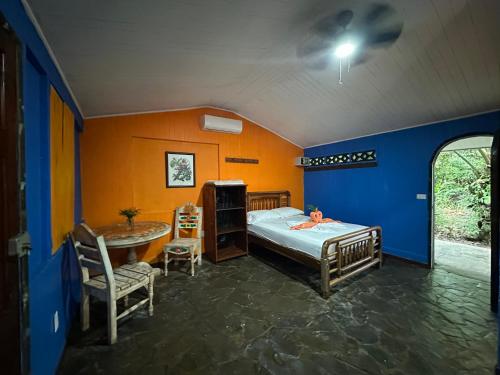 Chosa Manglar Suites & Cabins