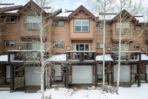 Luxury Townhome 124 I Hot Tub I Great Views I Best Price I FREE Adventures Daily