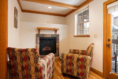 Luxury Villa 705 - Private Hot Tub - Views - Best Price - 500 Dollars in FREE Activities and Equipment Rentals Daily in Winter Park, USA