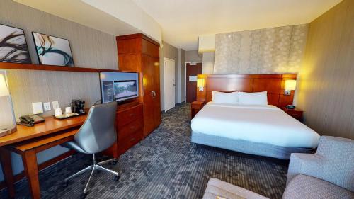 Courtyard by Marriott Dallas Allen at Allen Event Center, Аллен (фото 10)