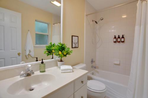4BD with Backyard BBQ & Games - 5Mins FSU & Downtown, Tallahassee (fotografie 2)