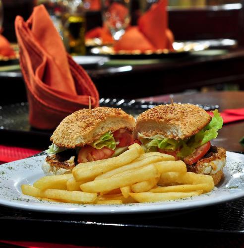 אוכל ומשקאות, Clarion Hotel San Pedro Sula in סן פדרו סולה